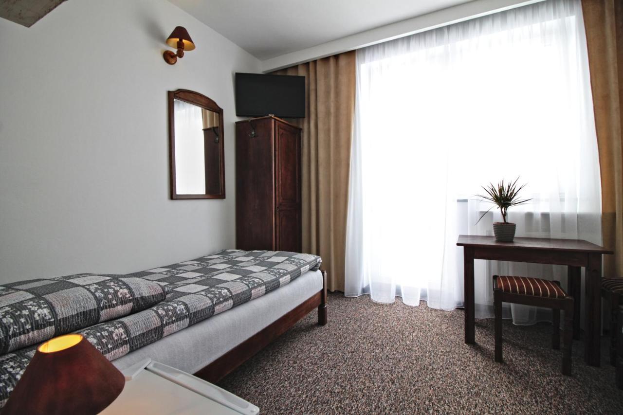 Motel Na Zbojeckiej Skawa ภายนอก รูปภาพ