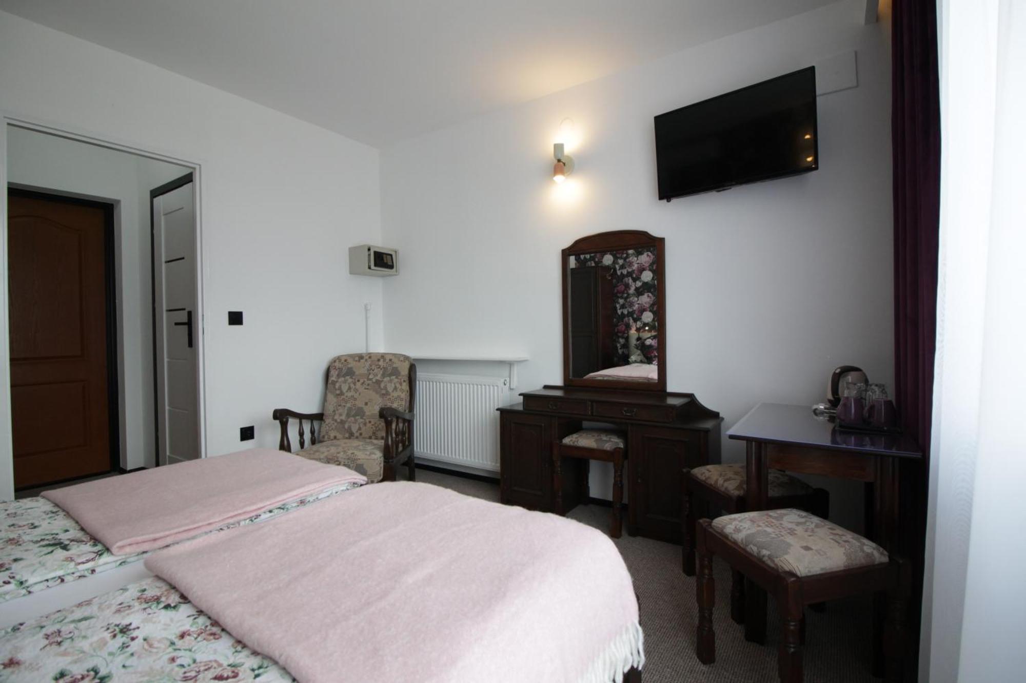 Motel Na Zbojeckiej Skawa ภายนอก รูปภาพ