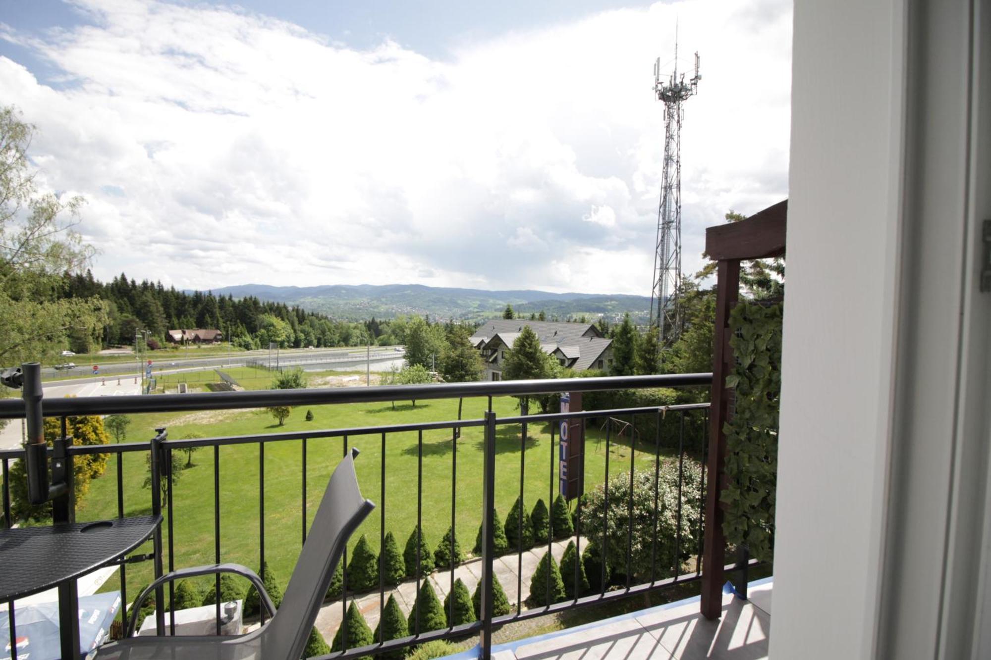 Motel Na Zbojeckiej Skawa ภายนอก รูปภาพ