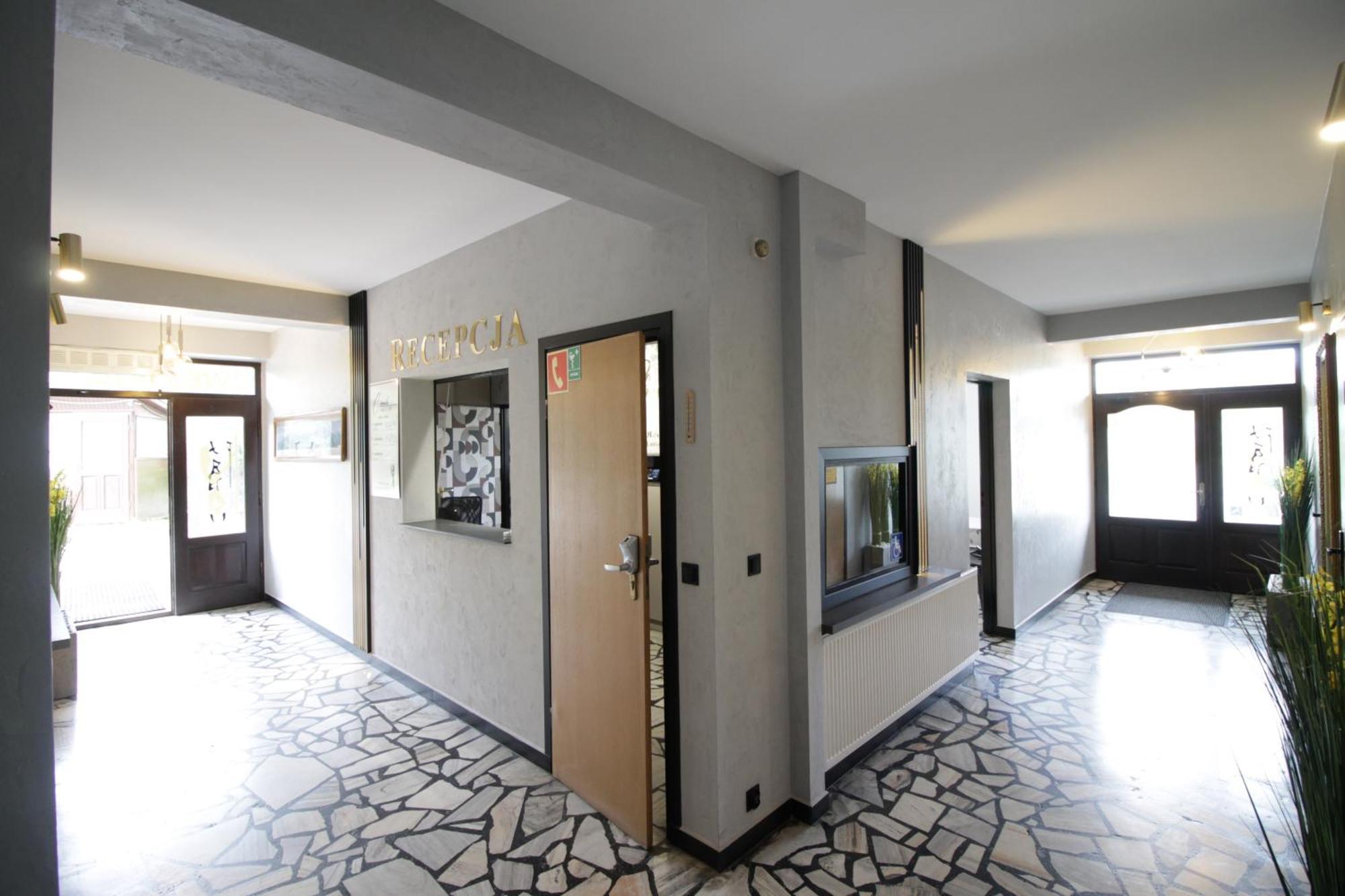 Motel Na Zbojeckiej Skawa ภายนอก รูปภาพ