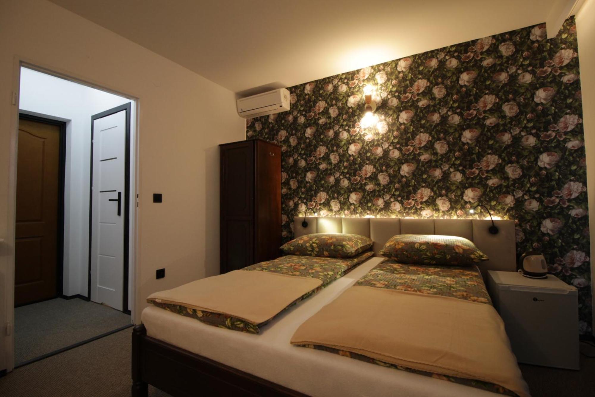 Motel Na Zbojeckiej Skawa ภายนอก รูปภาพ